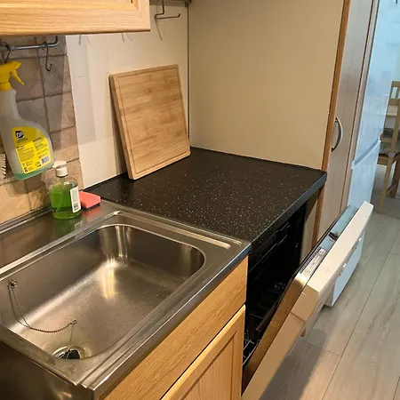 Διαμέρισμα Spacious In *